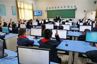 聚焦江津教育扶貧 信息點(diǎn)亮希望，服務(wù)溫暖人心