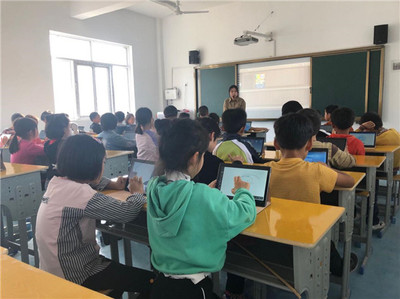 安徽移動(dòng)信息化服務(wù)賦能鄉(xiāng)村治理，智慧教育點(diǎn)亮鄉(xiāng)村振興新未來